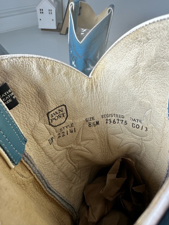 Dan Post Cowgirl Boots Womens 8.5M Genuine Cowhide Tan Blue Western Suede - Picture 9 of 9